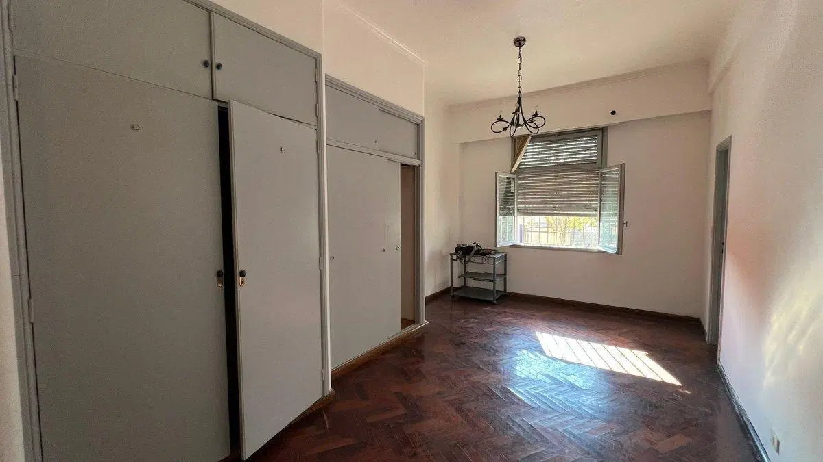 Departamento un ambiente divisible en Retiro 2
