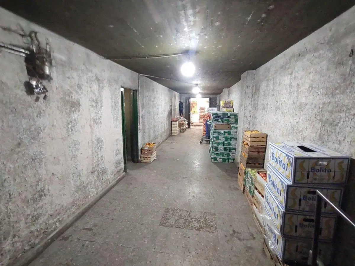 Local o depósito a la VENTA en José C. Paz 5