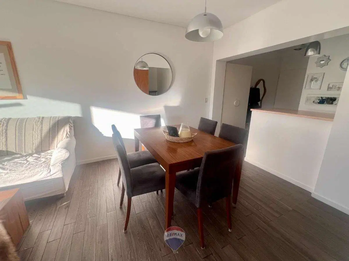 Venta Dúplex 3 Amb c/ Terraza Propia y Coch 2