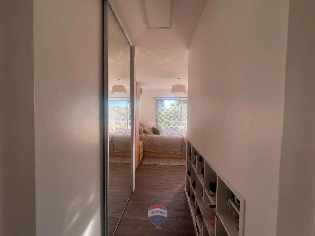 Venta Dúplex 3 Amb c/ Terraza Propia y Coch 5