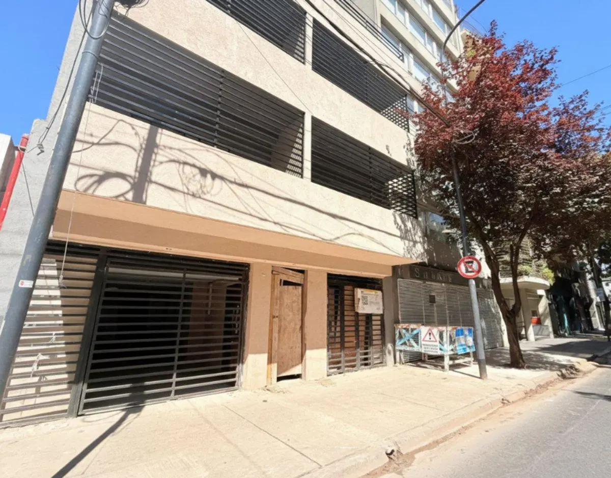VENTA LOCAL VILLA URQUIZA-PERMUTA 2