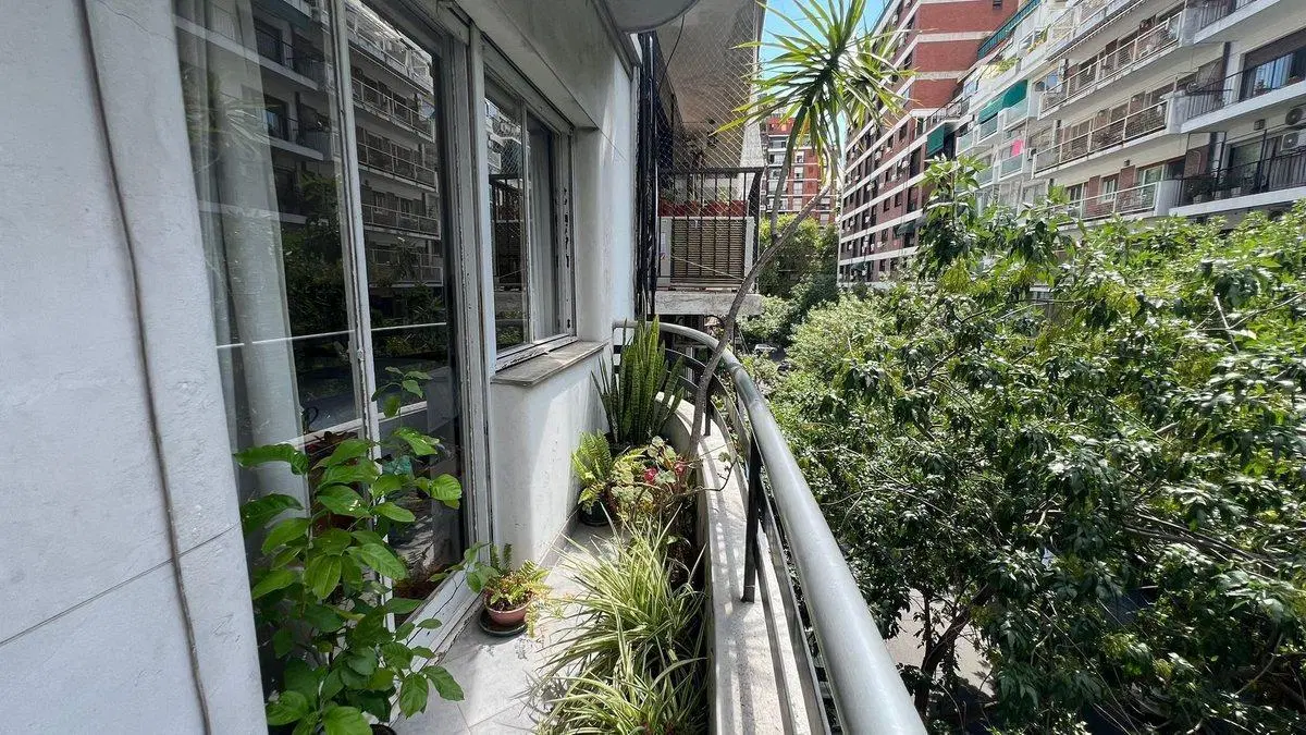 Venta departamento 3 amb c/balcon, frente Palermo 4