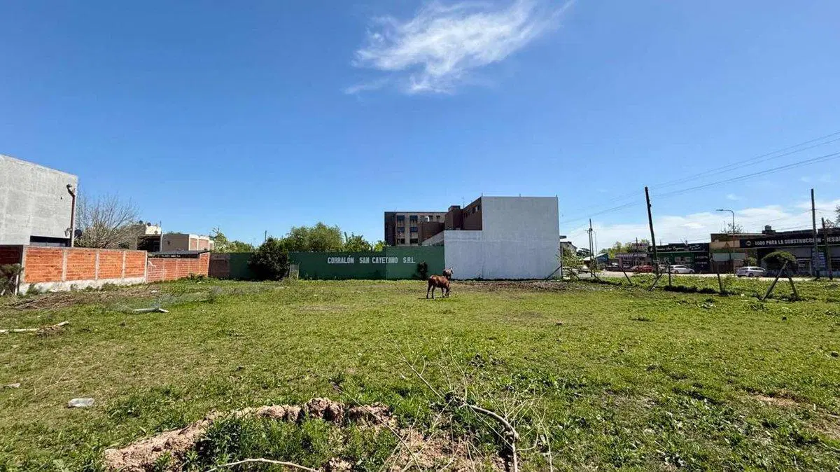 LOTE EN VENTA DE 1600M2 EN BERAZATEGUI 5