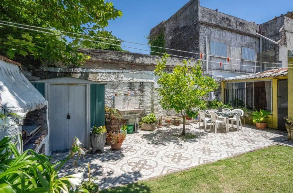 Ph 4 amb con jardin y parrilla en venta en Munro 5
