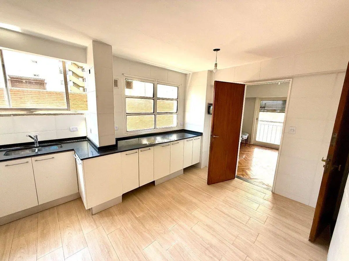 Departamento 4 ambientes VENTA Balcon Barrio Norte 2