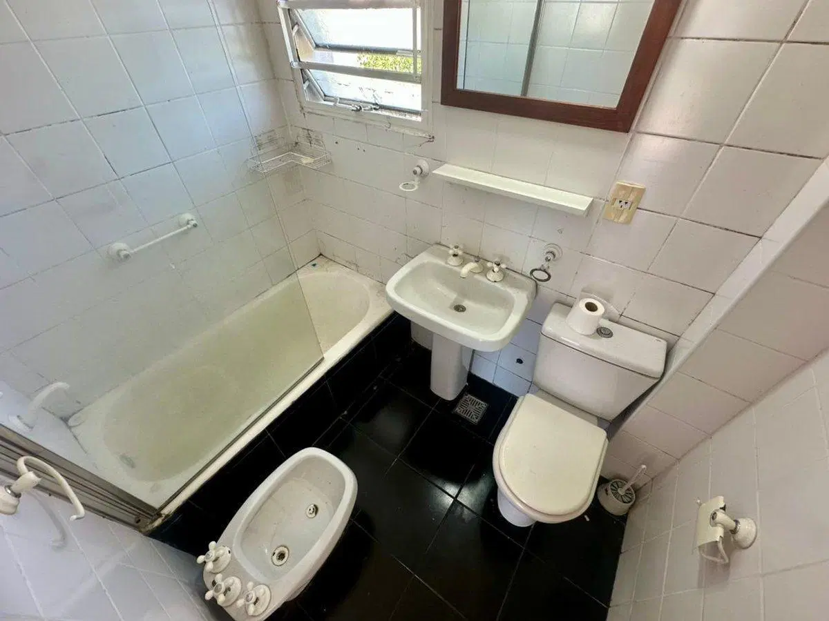 Depto. 3 amb - Roca y Av. Libertador - Florida 3