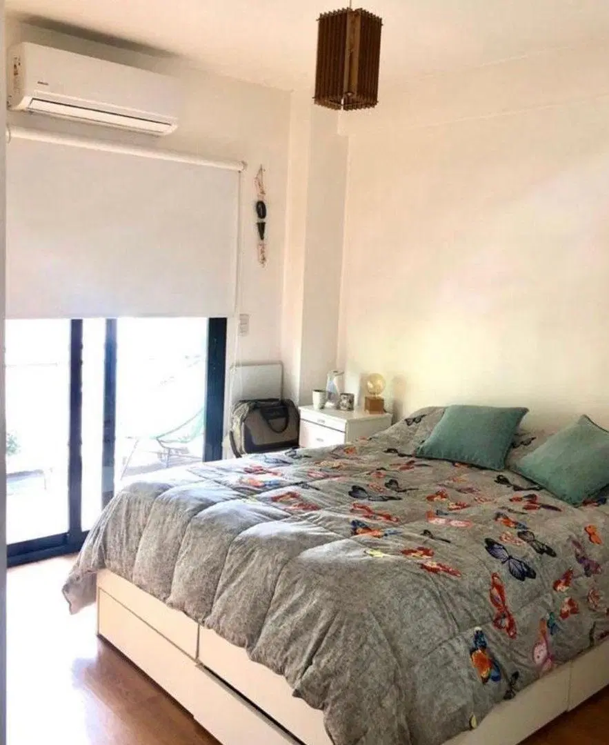 Venta PH con balcon y terraza en Va Urquiza 3