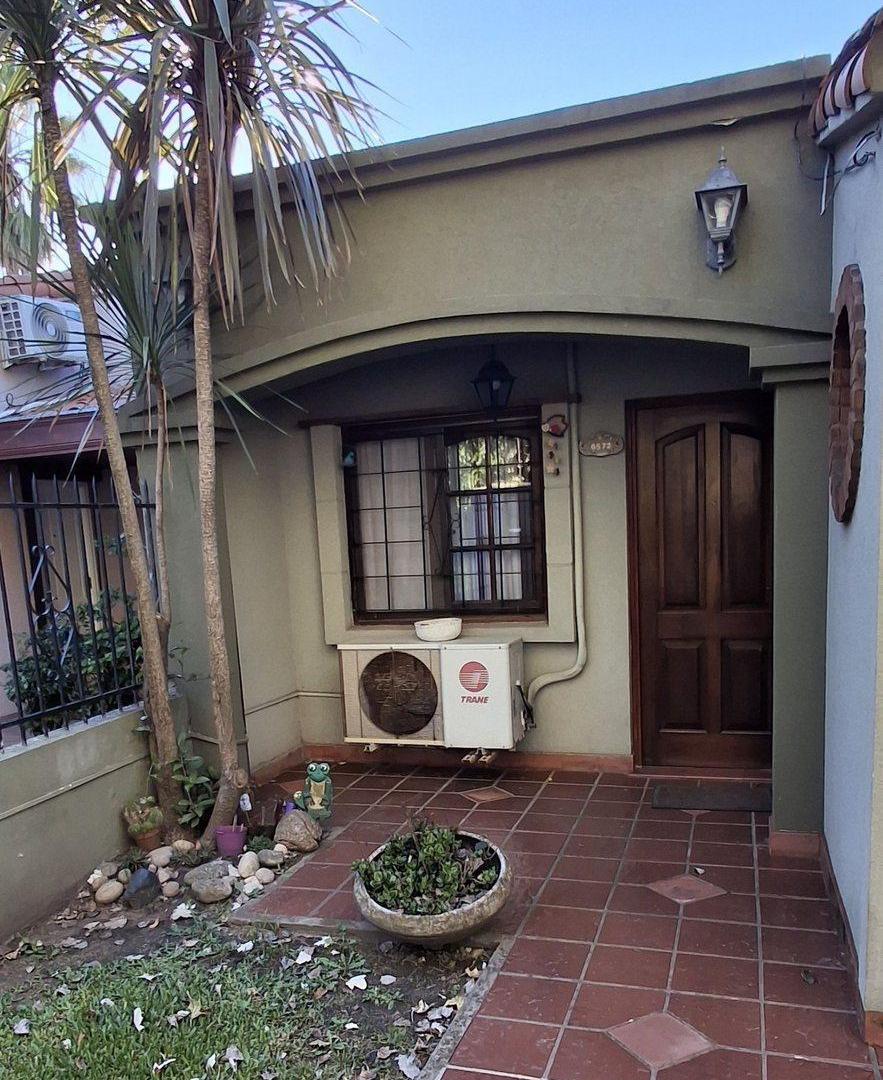 VENTA CASA 3 AMBIENTES APTO CREDITO