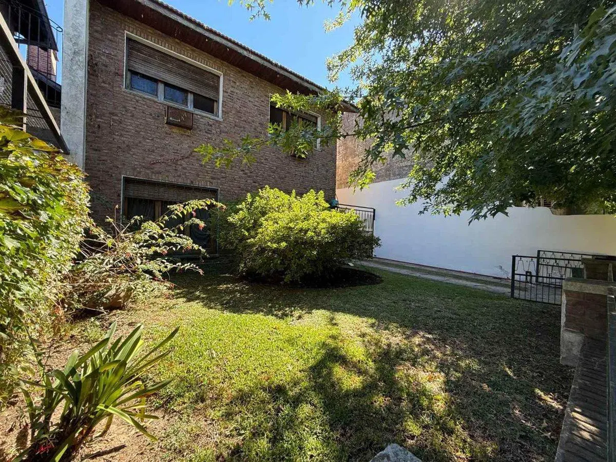 Venta Casa Lomas de San Isidro. Acepta permuta 2