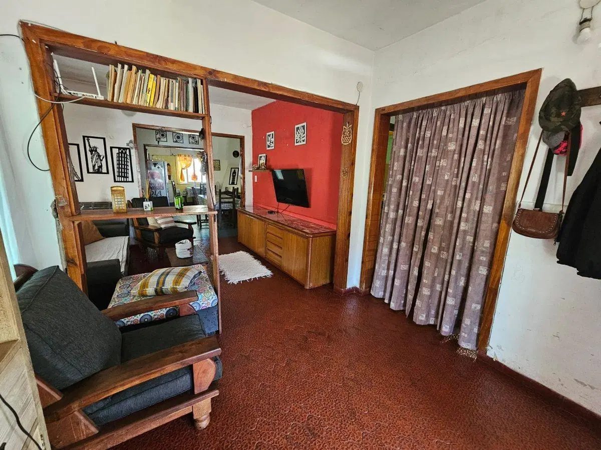 Casa venta 4 amb lote Ricardo Rojas fondo y pileta 5