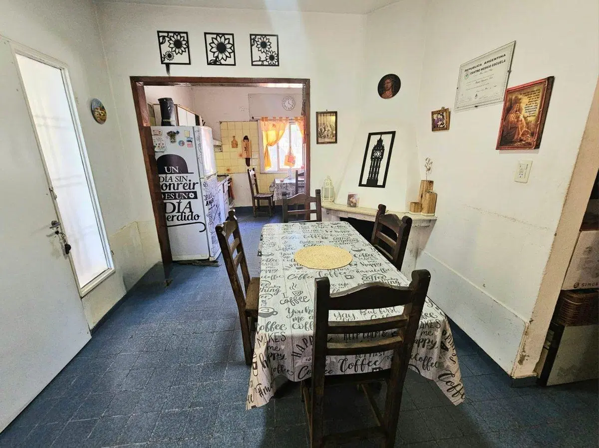 Casa venta 4 amb lote Ricardo Rojas fondo y pileta 4