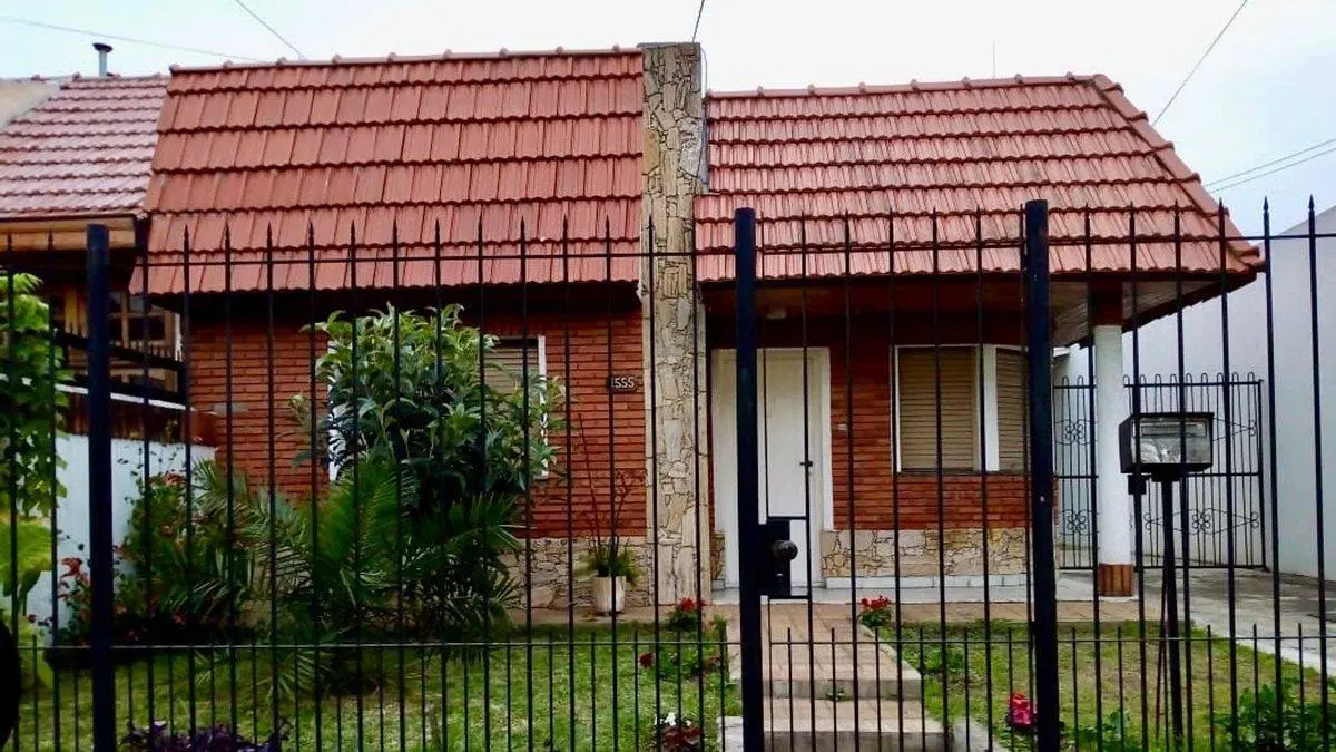 VENTA CASA 3 AMB GRAN PARQUE APTA CRED BERAZATEGUI 2