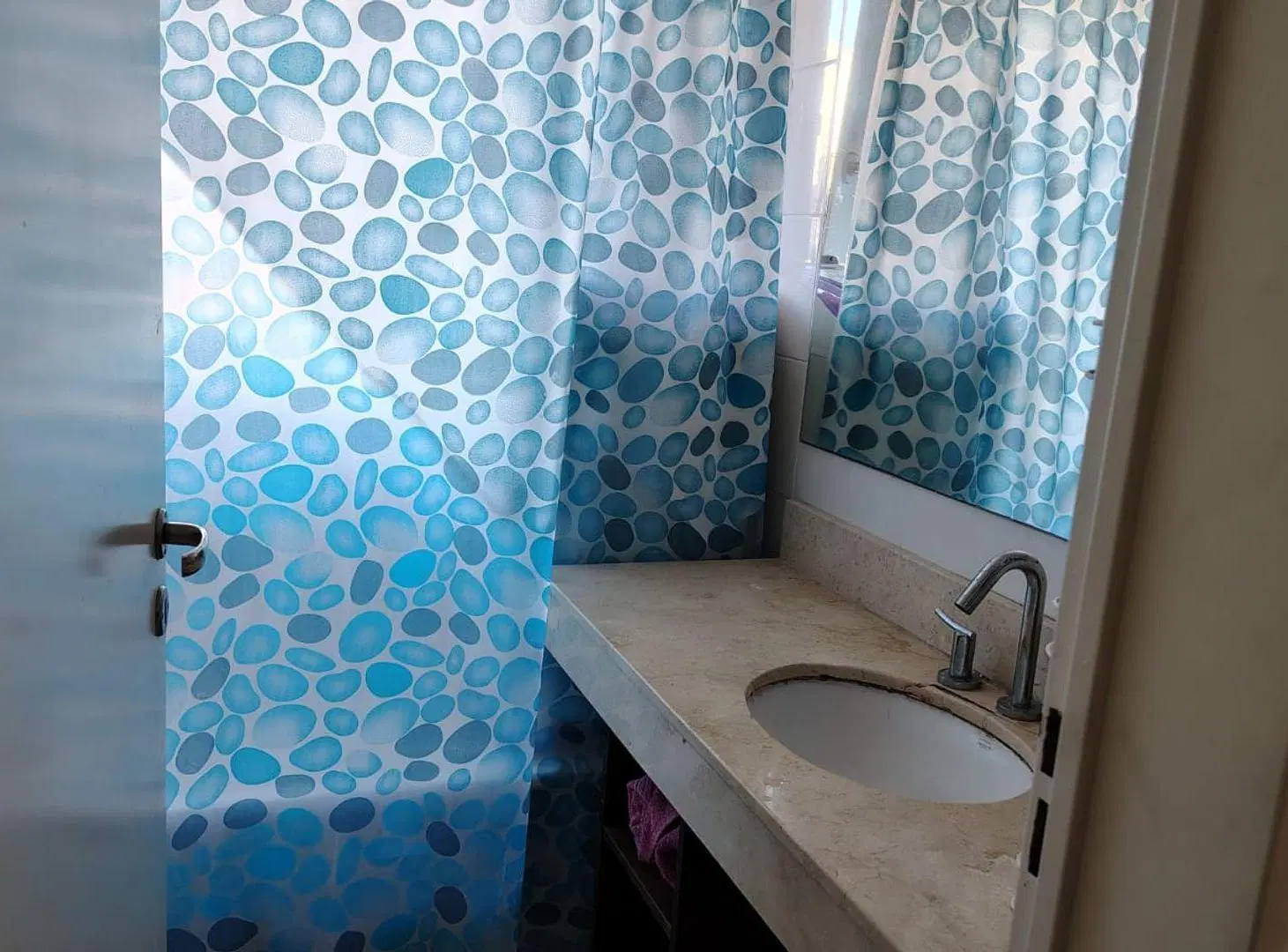 VENTA DEPTO MONOAMB C/ COCHERA PILETA SUM BECCAR 4