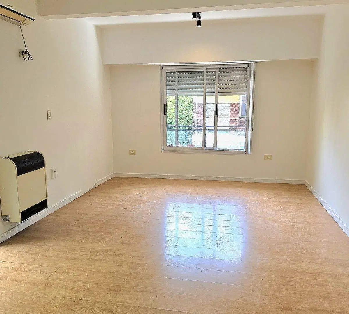 Departamento 2 ambientes Victoria con cochera 4