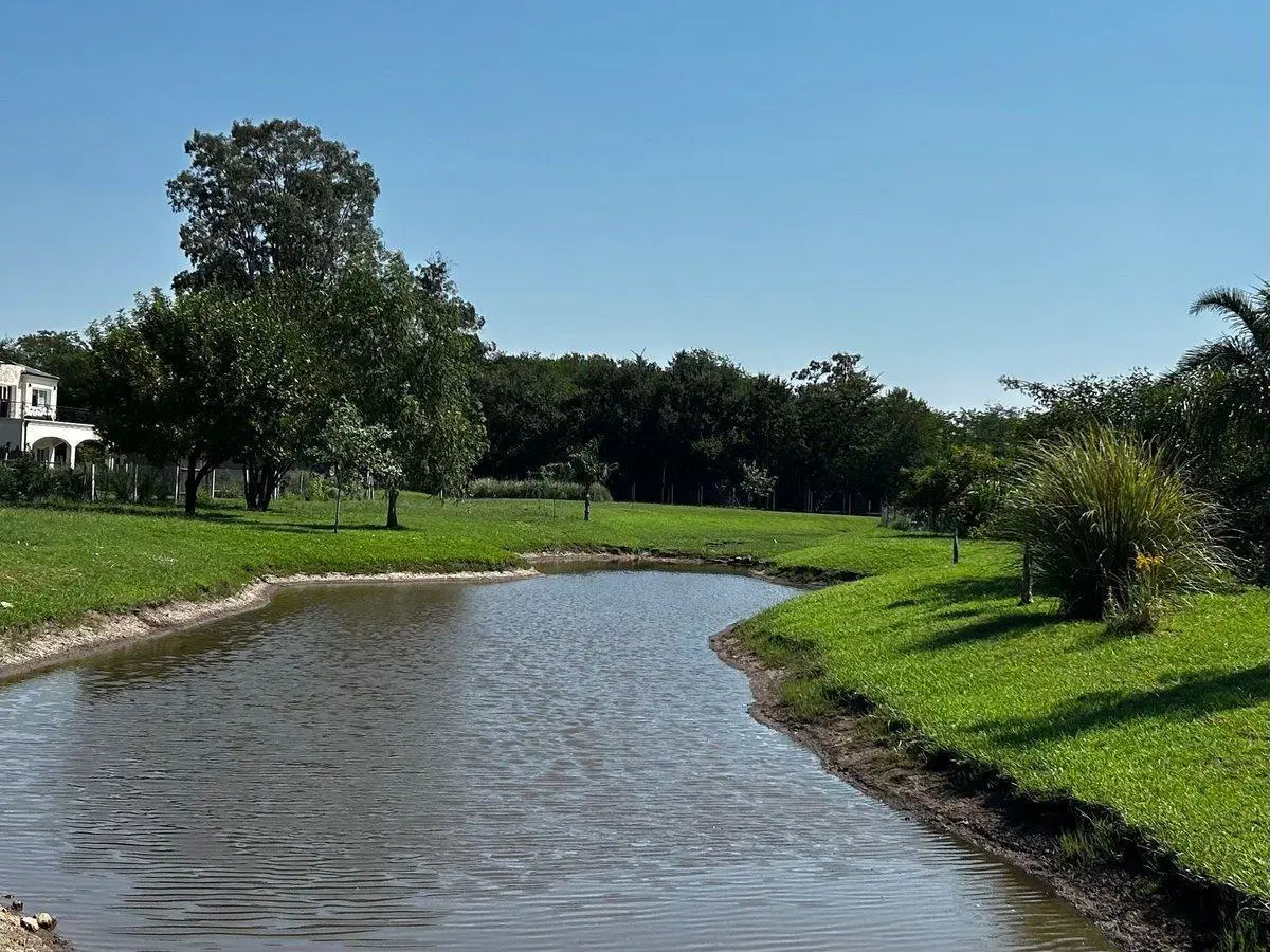 LOTE Perimetral EN SANTA ELENA-PILAR DEL ESTE 2