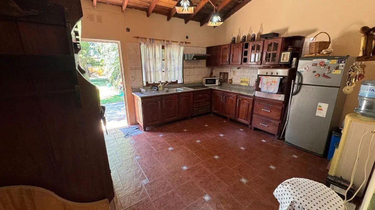 VENTA CASA 4 AMBIENTES CON PARQUE EN ESCOBAR 5