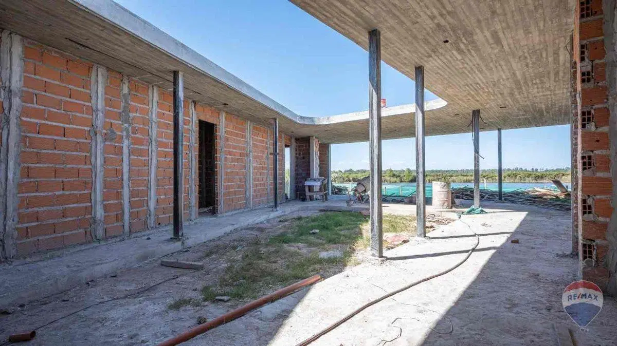 CASA EN UNA PLANTA DISEÑO DE CATEGORIA 4
