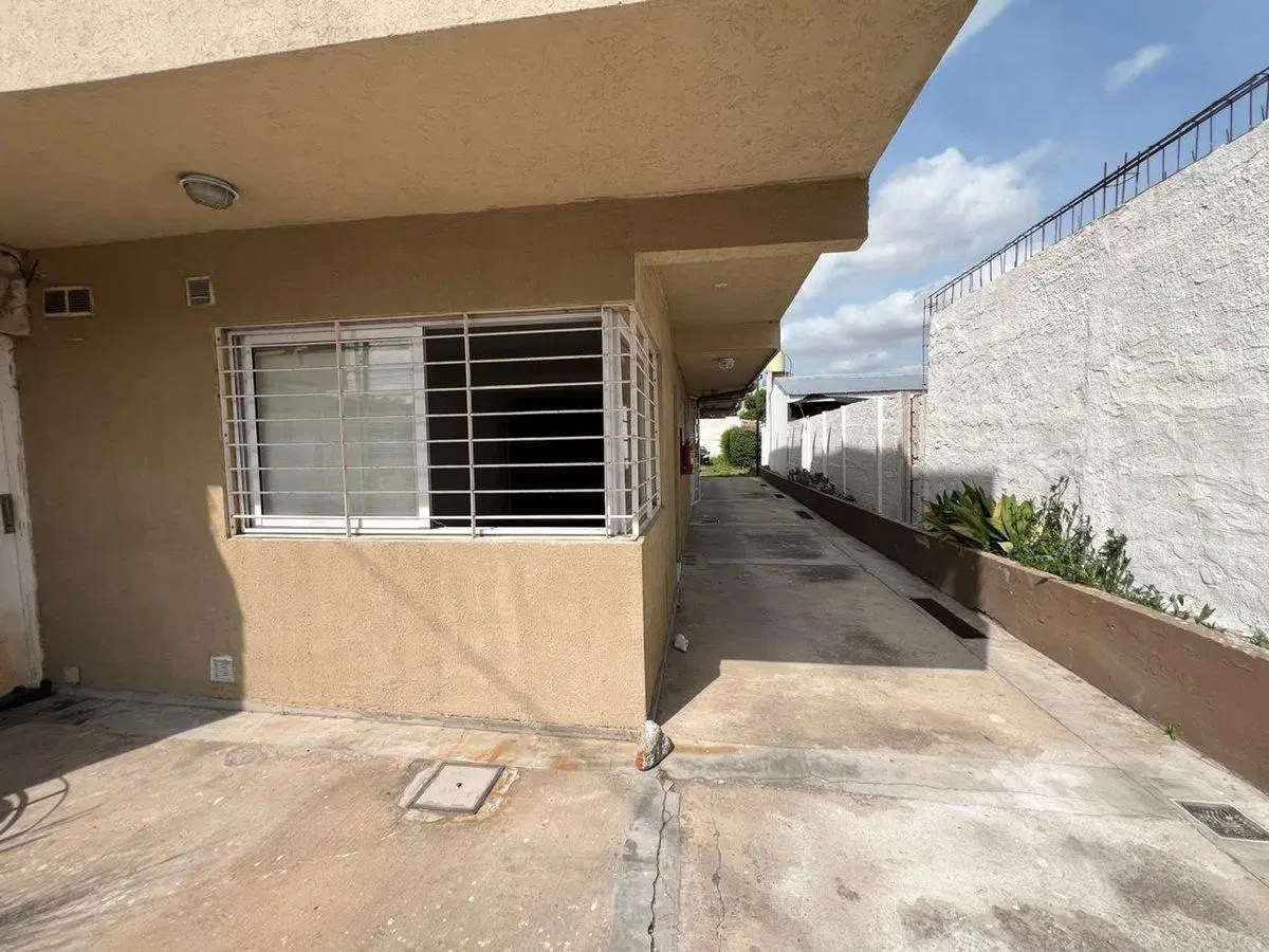 DEPARTAMENTO vENTA EN PILAR MONOAMBIENTE CON COHER 5