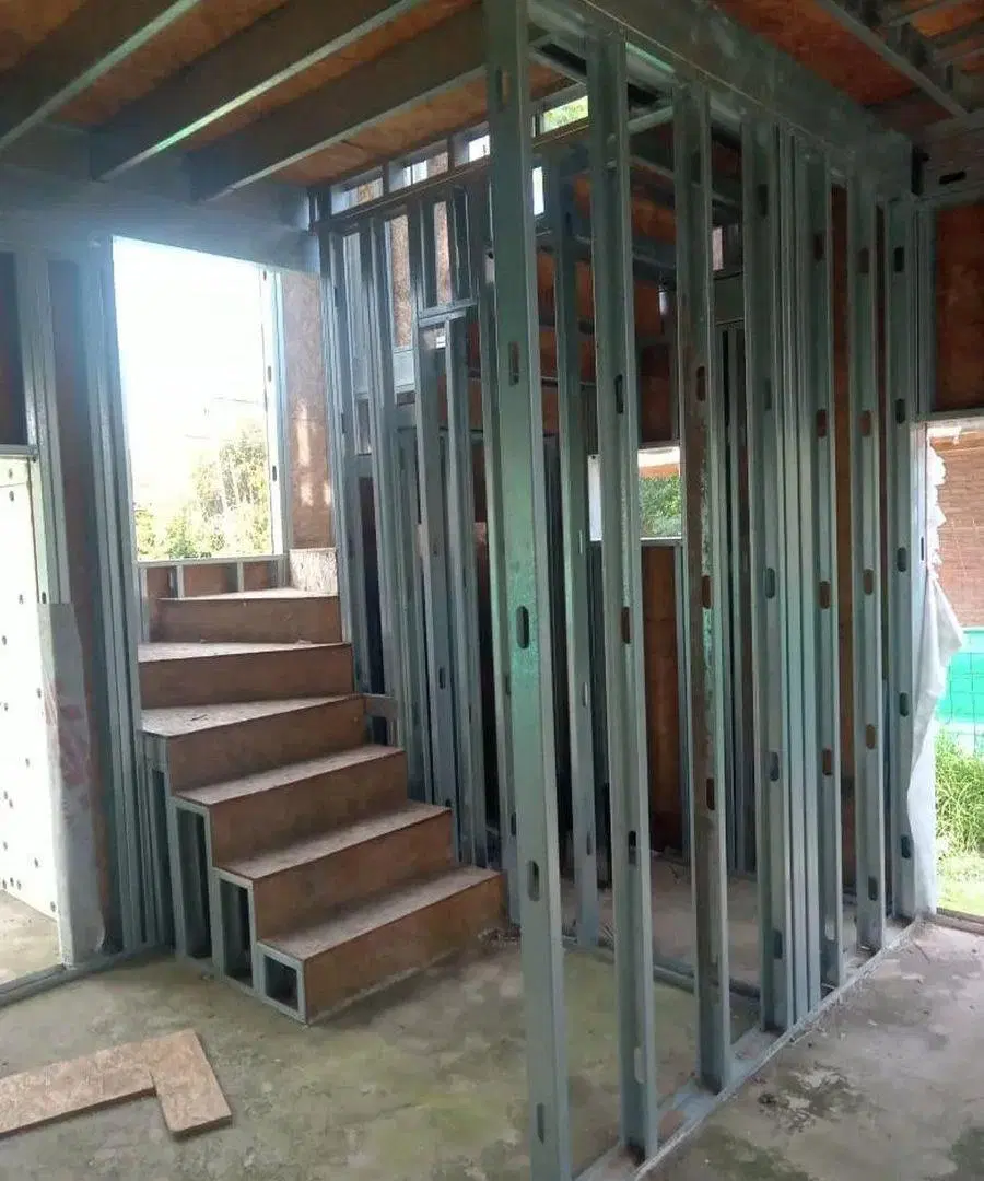 VENTA CASA A TERMINAR EN PILAR 2