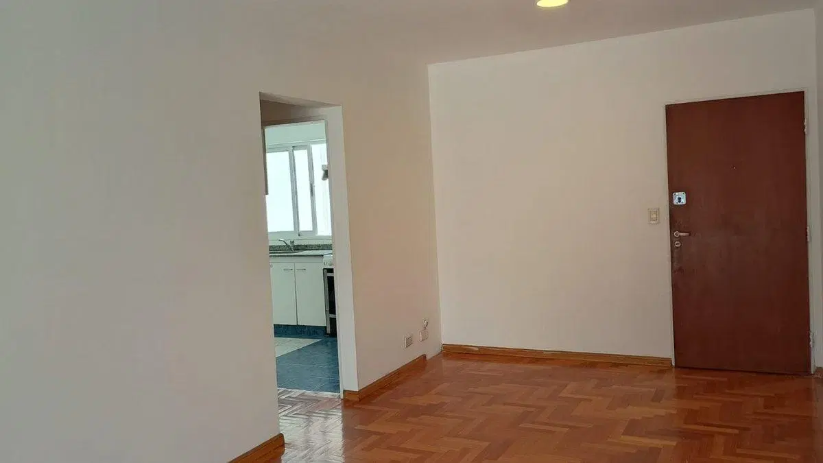 ALQUILER DPTO. 3 AMBIENTES - FLORES 4