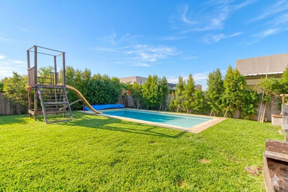 CASA EN VENTA VILAMARINA 1 - AL RIO Y CON AMARRA 8
