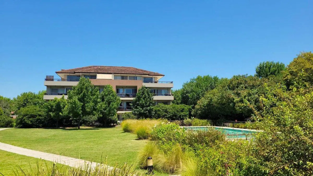 Departamento en Venta con terraza y parrilla 3