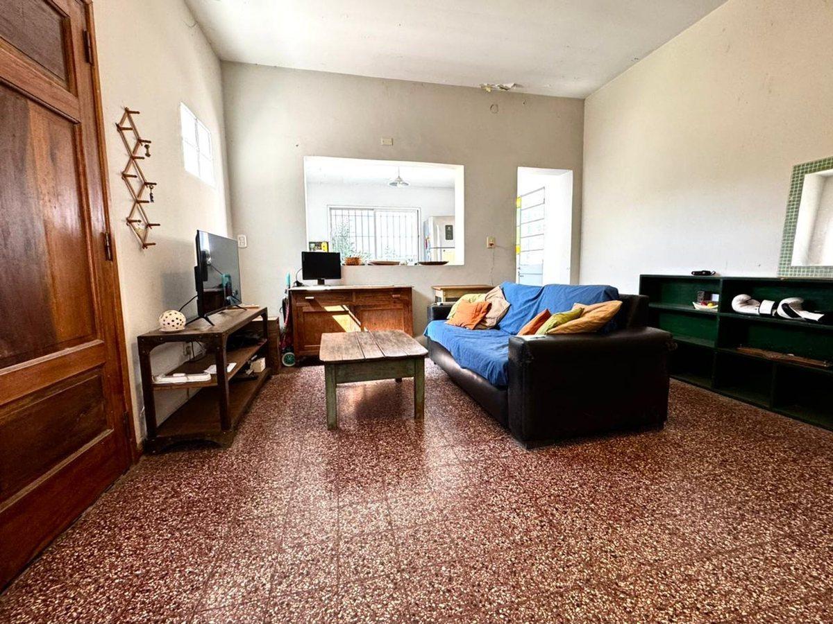Foto de CASA en VENTA en VILLA BALLESTER 4 AMB JARDIN, imagen 3