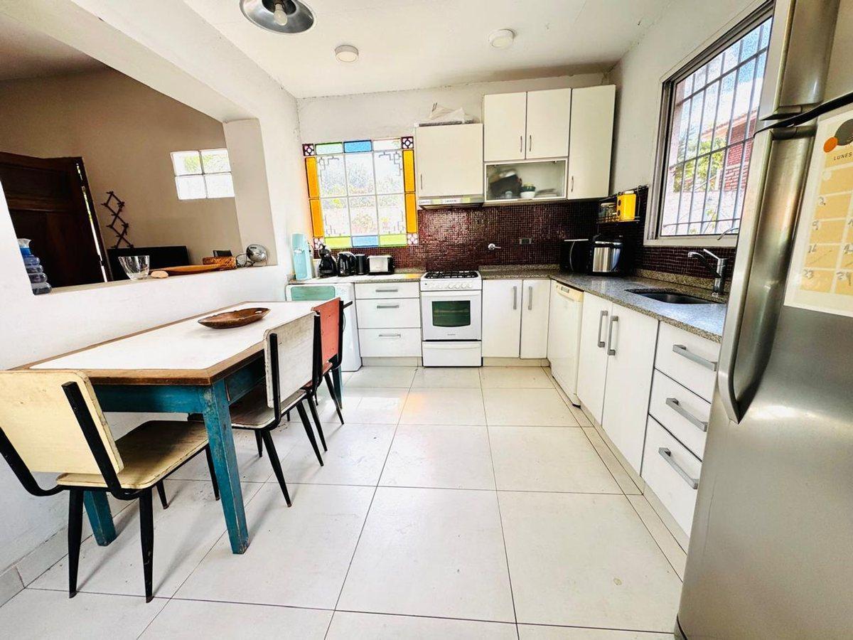 Foto de CASA en VENTA en VILLA BALLESTER 4 AMB JARDIN, imagen 2