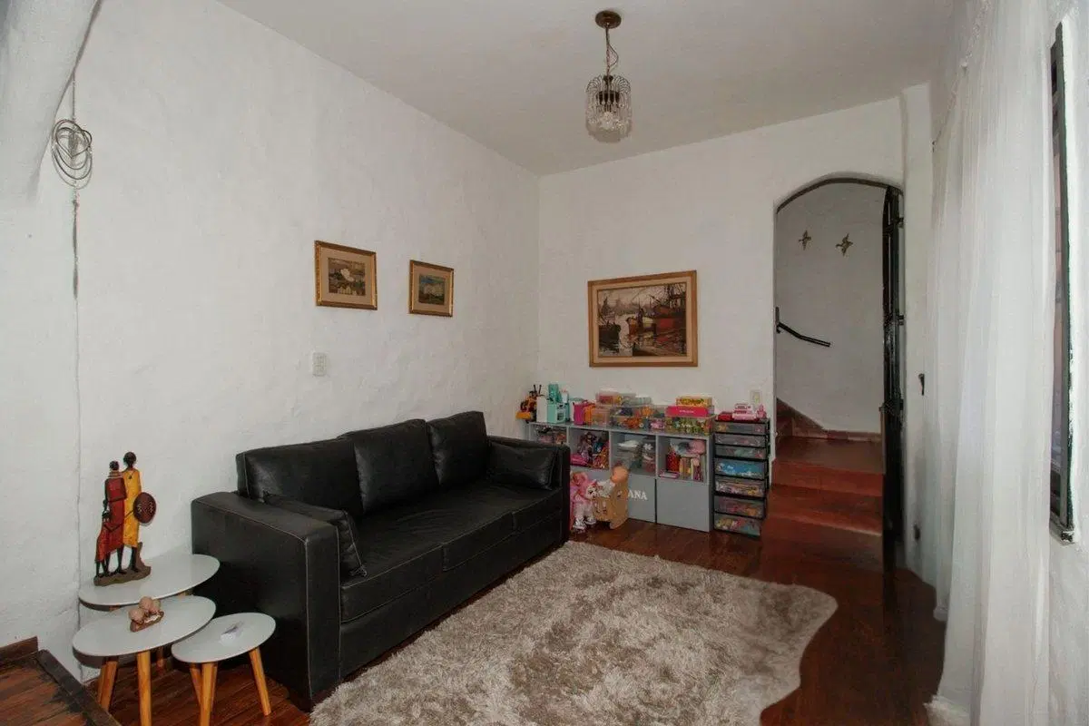 casa venta en Carapachay 5 amb. PERMUTA 3