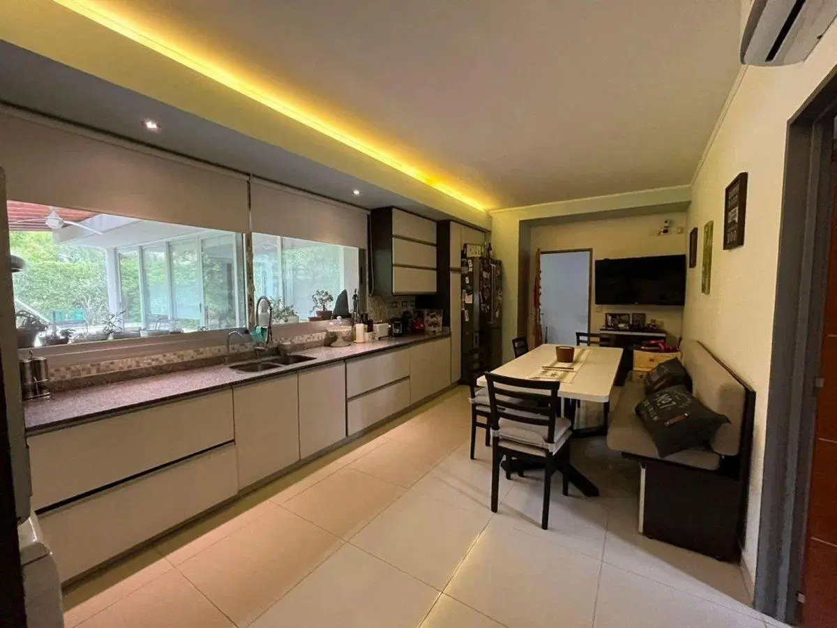 VENTA CASA EN WESTON, 5 DORMITORIOS 5