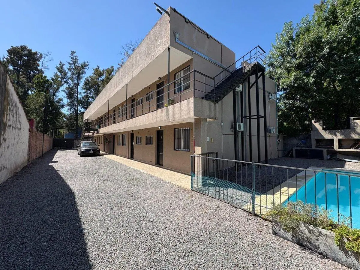 VENTA DEPARTAMENTO 2 AMBIENTES PILAR 8