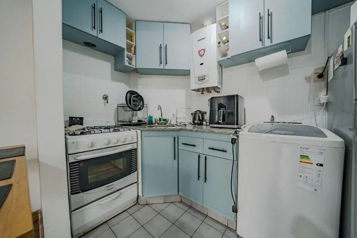 VENTA DEPARTAMENTO 2 AMBIENTES CARAPACHAY 4