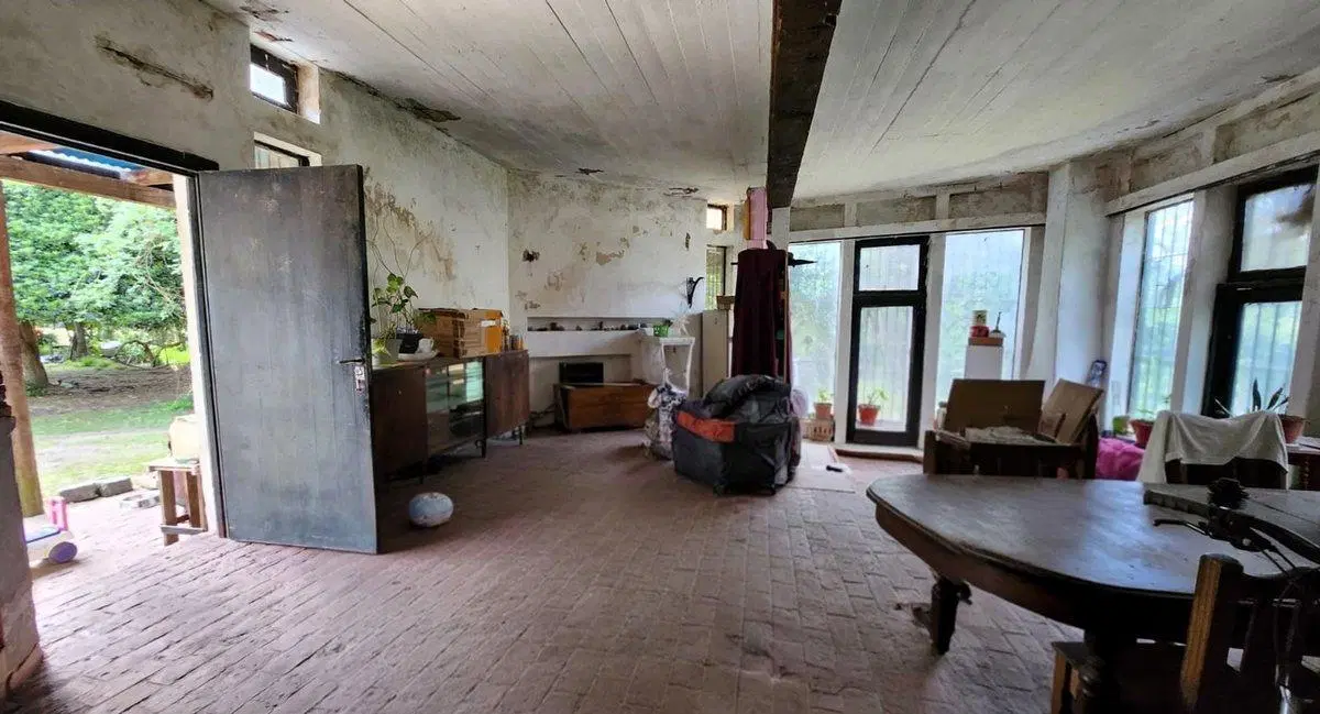 5 lotes con casa a reciclar en El Cazador 3