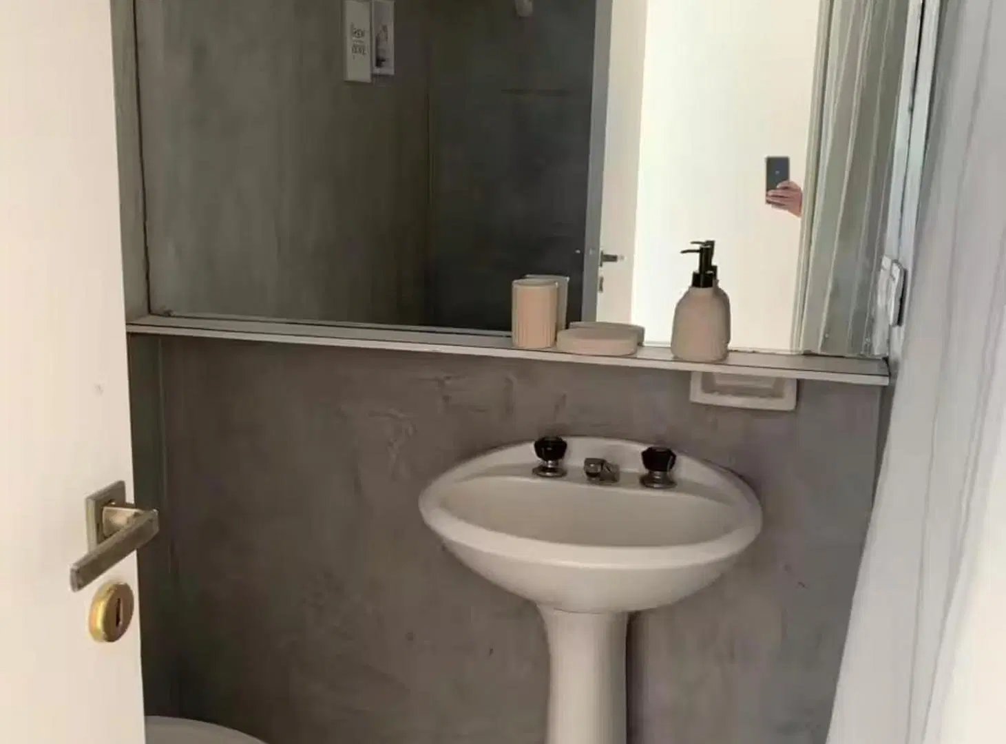 Venta departamento 3 ambientes Retiro 4