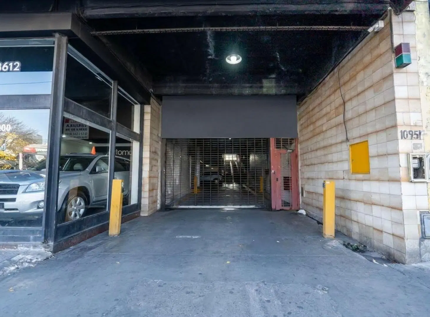 COCHERA EN VENTA AV. RIVADAVIA 10900 LINIERS CABA 4