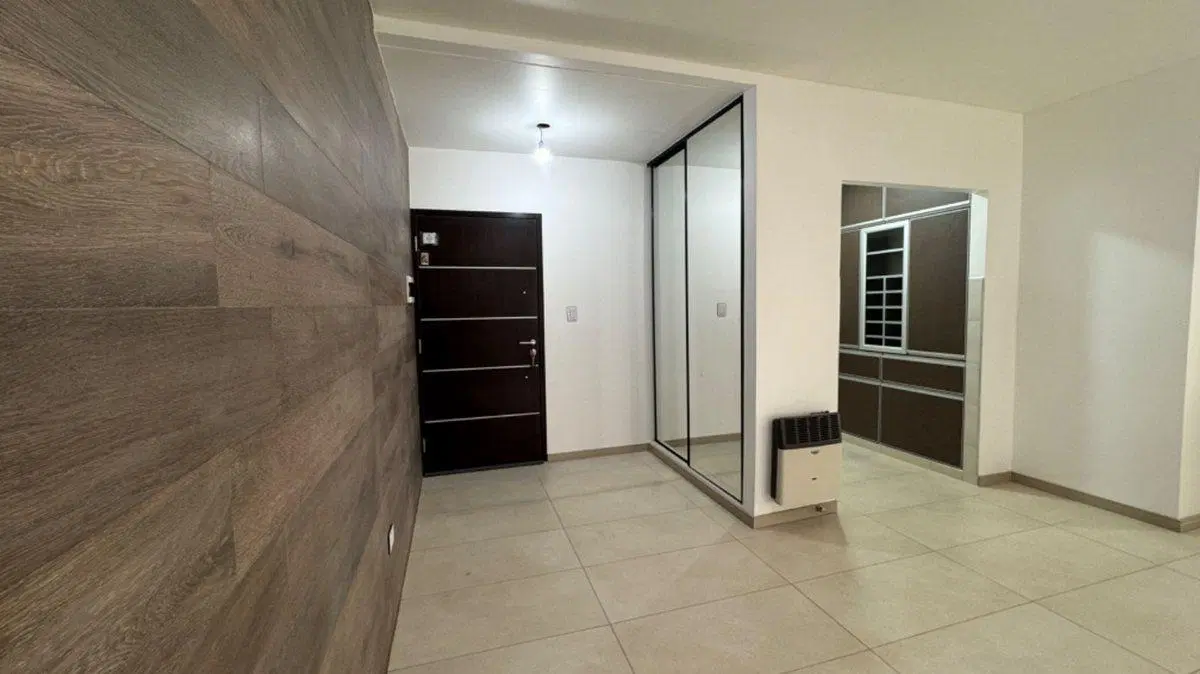 Departamento 3 Ambientes en Venta en Liniers 4