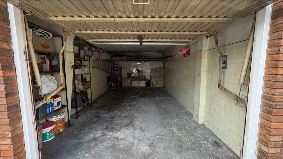 Cochera en Venta en Liniers Privada con Baño 2