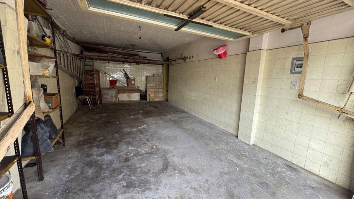 Cochera en Venta en Liniers Privada con Baño