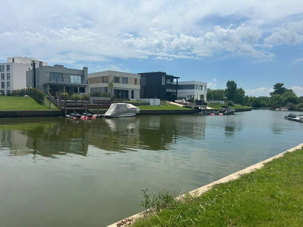 Venta Lote al agua río, Barrio El Canal Villanueva 4