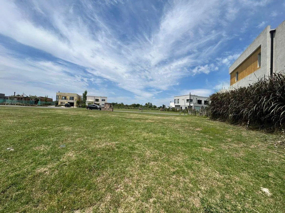 Venta Lote al agua río, Barrio El Canal Villanueva 2
