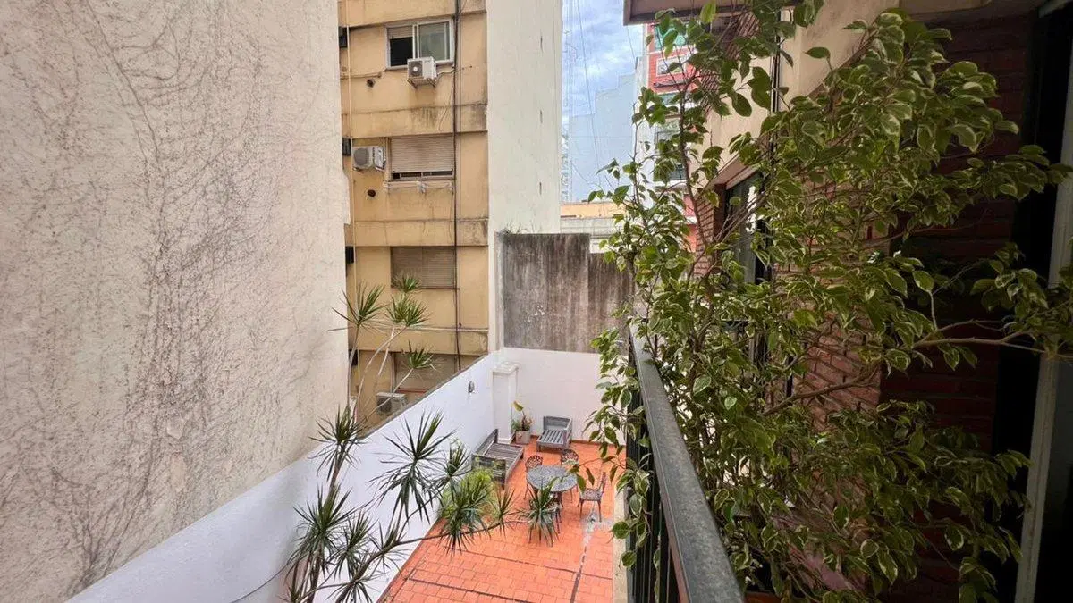 AMPLIO DOS AMBIENTES RECOLETA 4