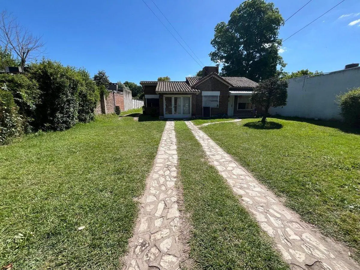 VENTA CASA 3 AMB S/LOTE 866 MTS. EN ING. MASCHWITZ 4