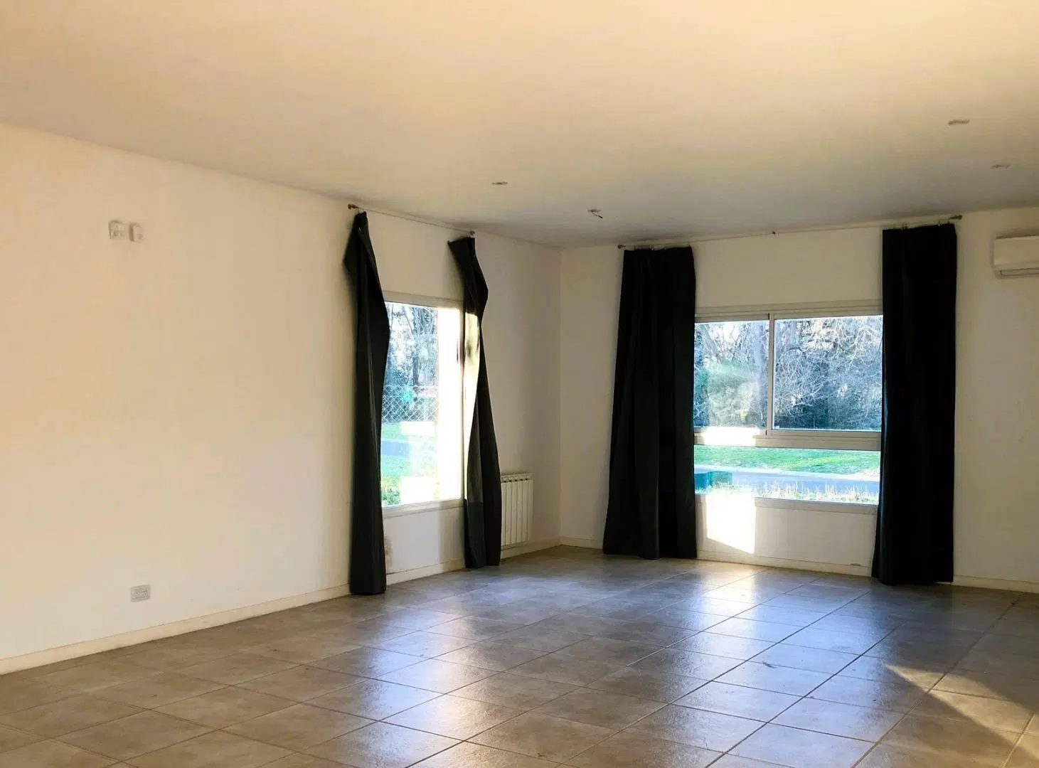 CASA en VENTA 4 AMB con JARDIN PARRILLA SAN MATIAS 5