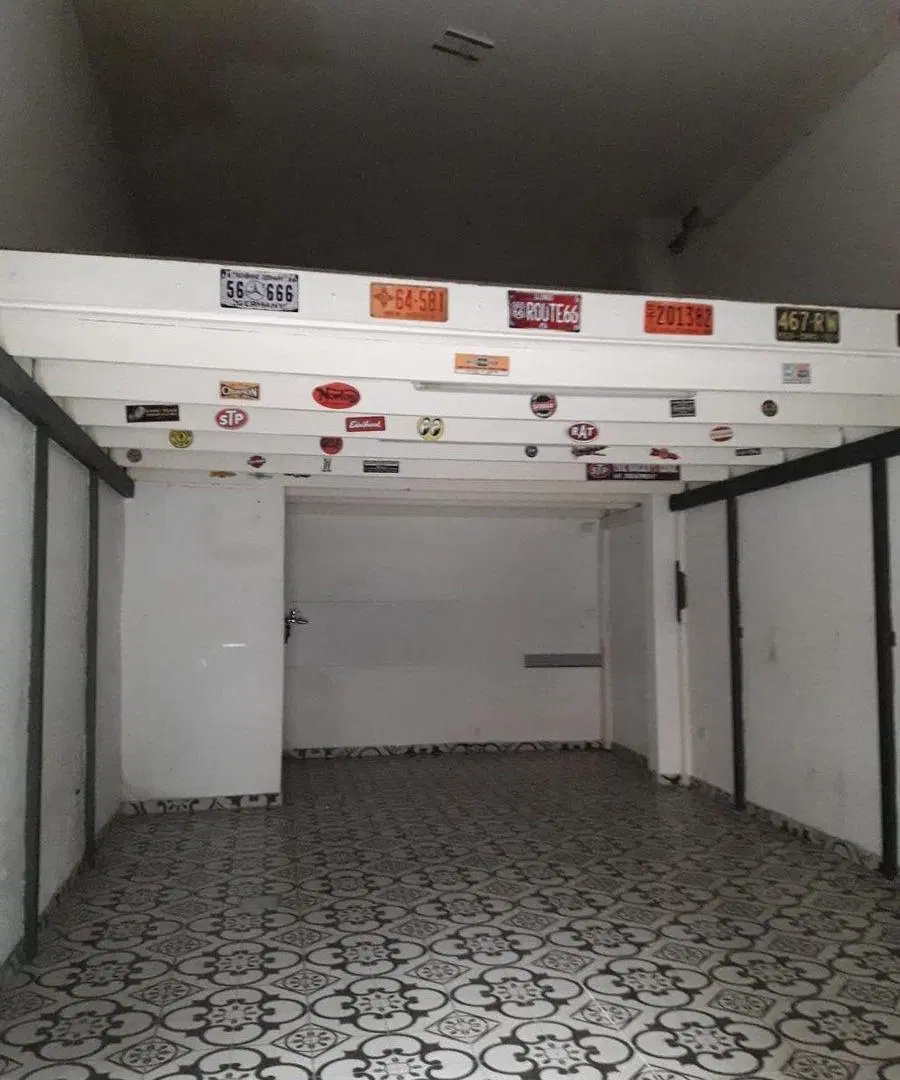 VENTA LOCAL COMERCIAL CON BAÑO PRIVADO 2