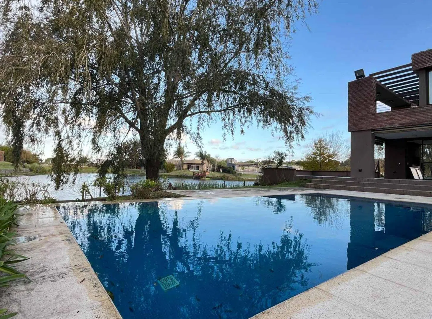 Venta CASA a la laguna en El Cazal | Escobar 4