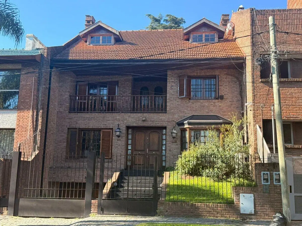 VENTA Casa 8 ambientes Florida, Vicente Lopez. 3