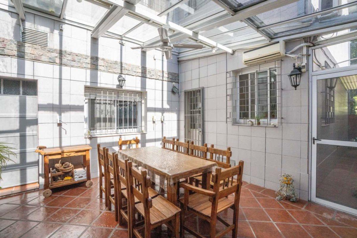 Casa 5 amb patio/parrilla en venta en Florida Este
