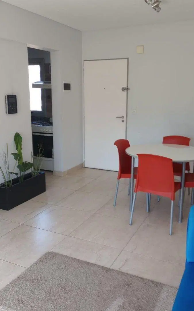 VENTA DEPARTAMENTO 2 AMBIENTES MORON 2