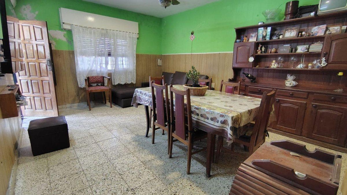 Foto de CASA 4 AMBIENTES + 2° ViIVIENDA de 3 AMB., imagen 1