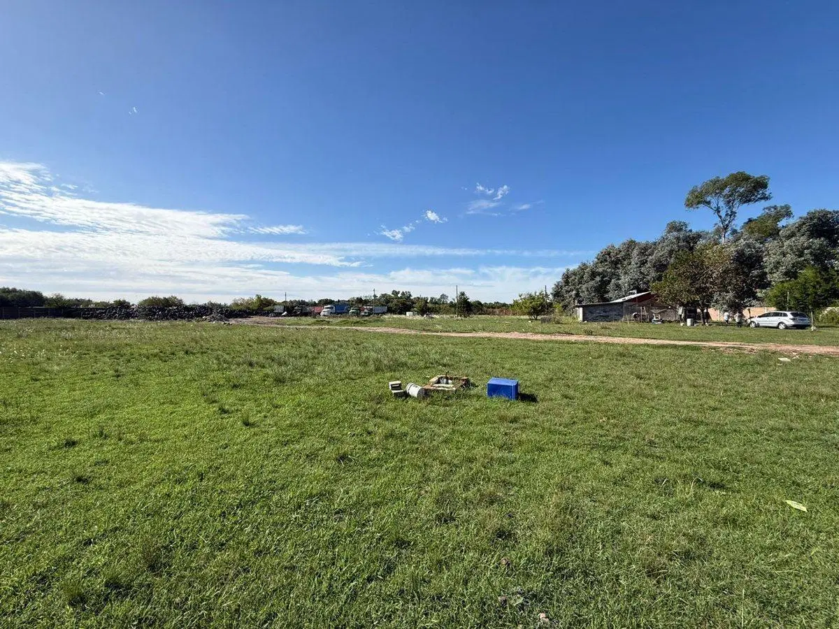 VENTA terreno de 4.900m2 PILAR 4